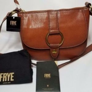 NWT Frye Top Zip Saddlebag